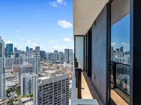 398 NE 5th St 3714, Miami FL 33132