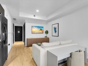 398 NE 5th St 3714, Miami FL 33132