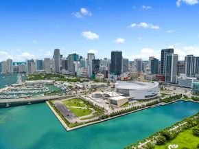 398 NE 5th St 3714, Miami FL 33132