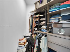 398 NE 5th St 3714, Miami FL 33132