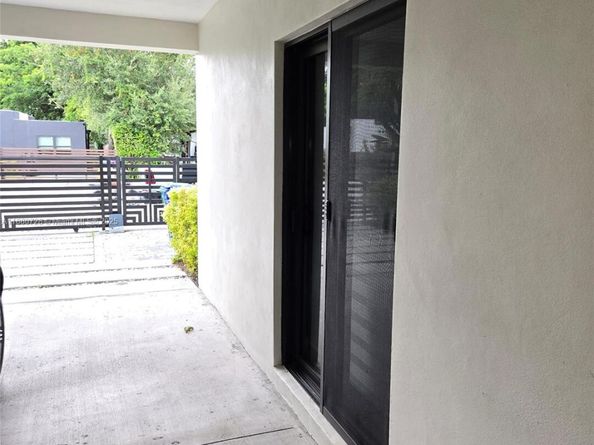5621 NW 11th Ave, Miami FL 33127