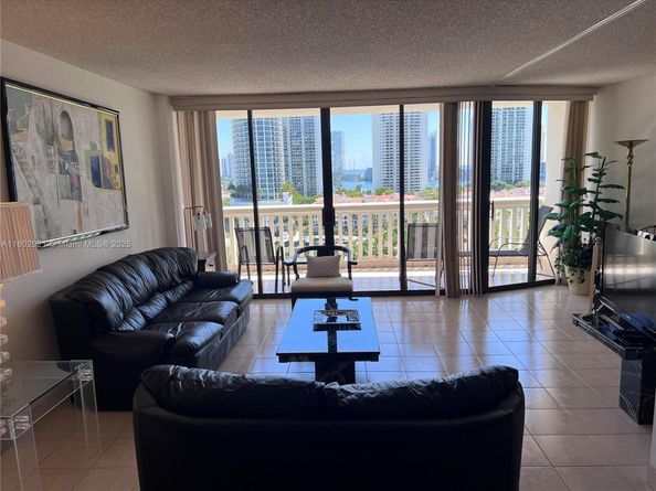 1000 Island Blvd 1508, Aventura FL 33160