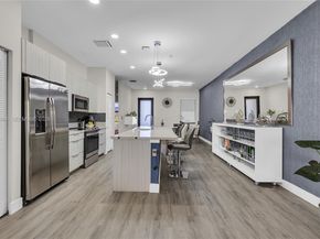 7925 NW 104th Ave 28, Doral FL 33178