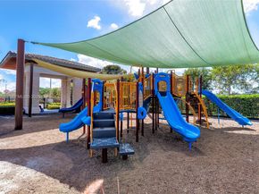 7925 NW 104th Ave 28, Doral FL 33178