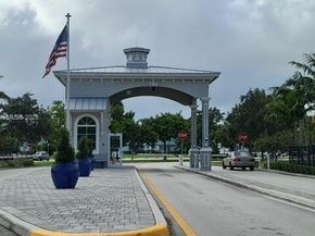1087 Harwood F 1087, Deerfield Beach FL 33442