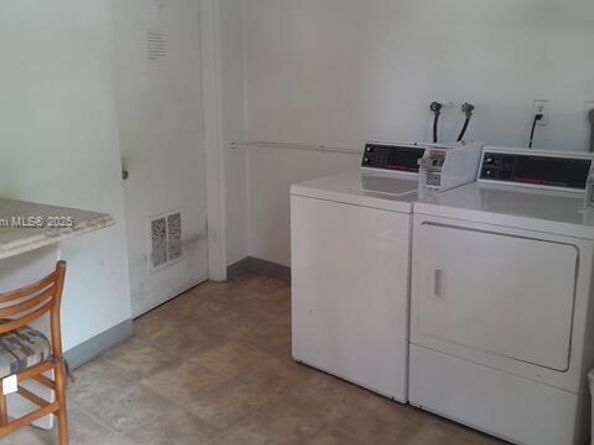 1087 Harwood F 1087, Deerfield Beach FL 33442