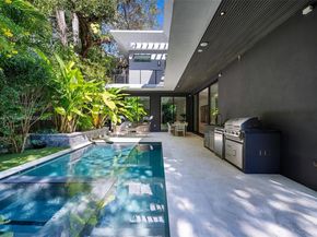 3670 Avocado Ave, Miami FL 33133