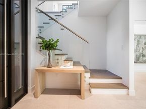 3670 Avocado Ave, Miami FL 33133