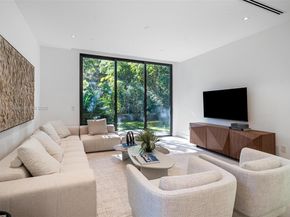 3670 Avocado Ave, Miami FL 33133