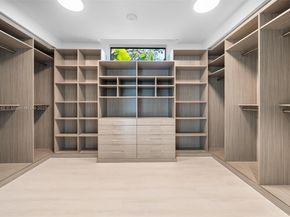 3670 Avocado Ave, Miami FL 33133