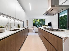 3670 Avocado Ave, Miami FL 33133