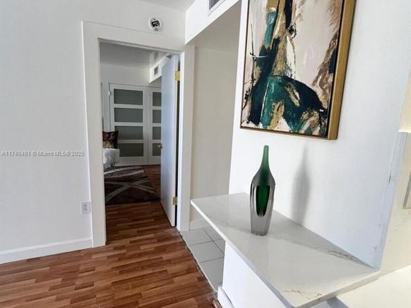 540 Brickell Key Dr 728, Miami FL 33131