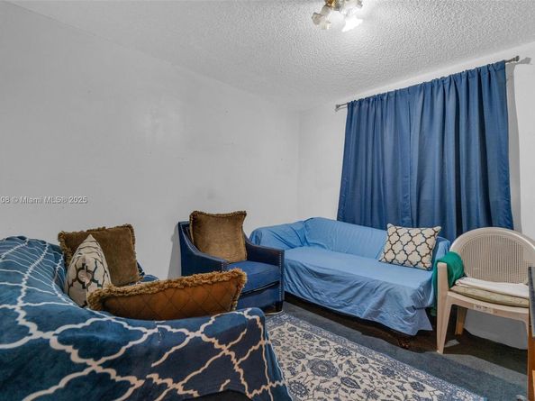17855 SW 105th Ave, Miami FL 33157