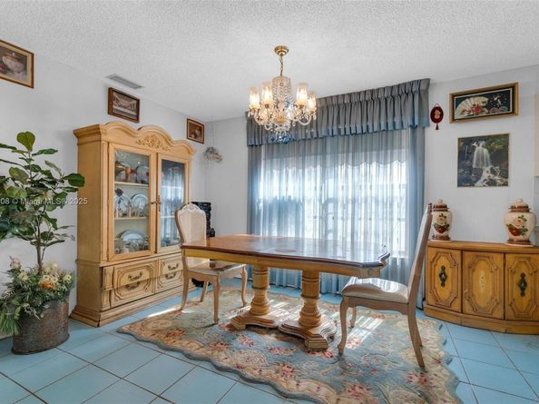 17855 SW 105th Ave, Miami FL 33157