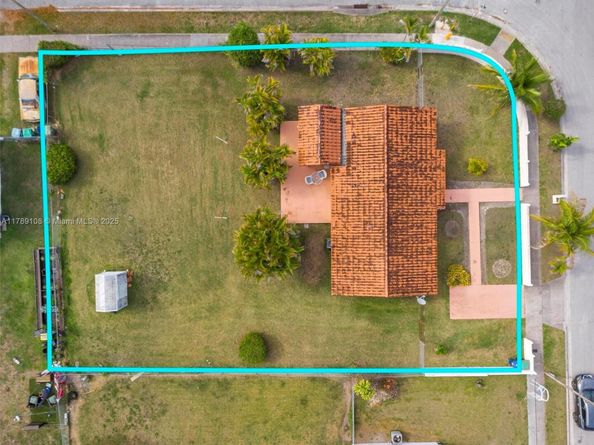 17855 SW 105th Ave, Miami FL 33157