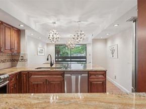 121 SW 96th Ter 205, Plantation FL 33324