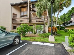 121 SW 96th Ter 205, Plantation FL 33324