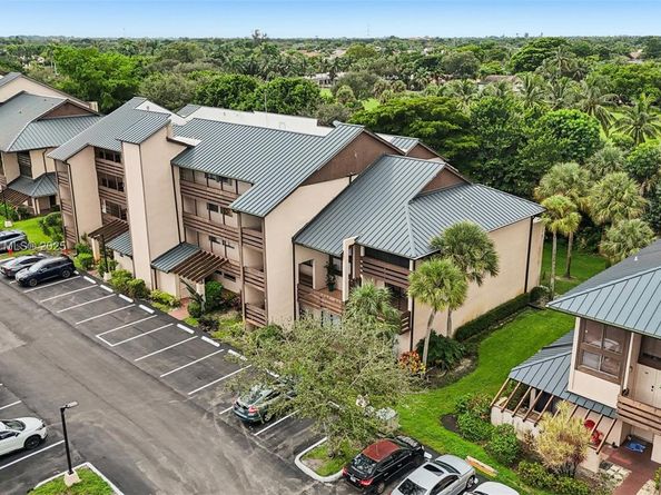 121 SW 96th Ter 205, Plantation FL 33324
