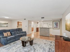 121 SW 96th Ter 205, Plantation FL 33324