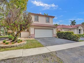 218 NW 75th Ter, Plantation FL 33317