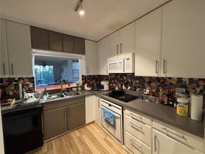 3660 NE 166th St 415, North Miami Beach FL 33160