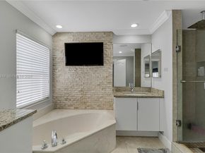 6047 Seminole Gardens Cir, Riviera Beach FL 33418