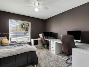 6047 Seminole Gardens Cir, Riviera Beach FL 33418