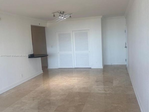 401 69th St 1607, Miami Beach FL 33141
