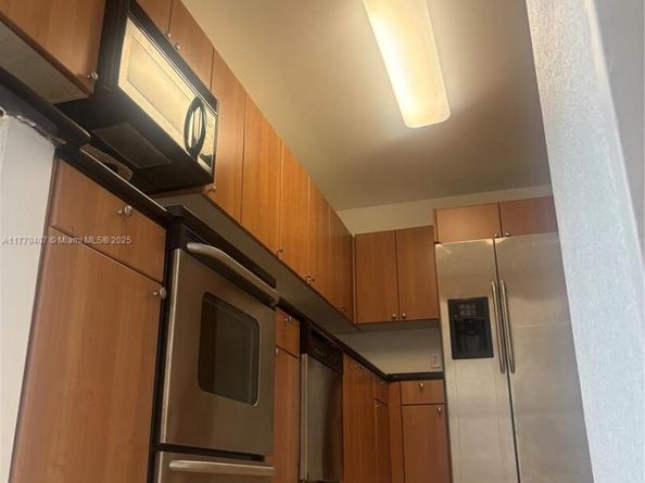 401 69th St 1607, Miami Beach FL 33141