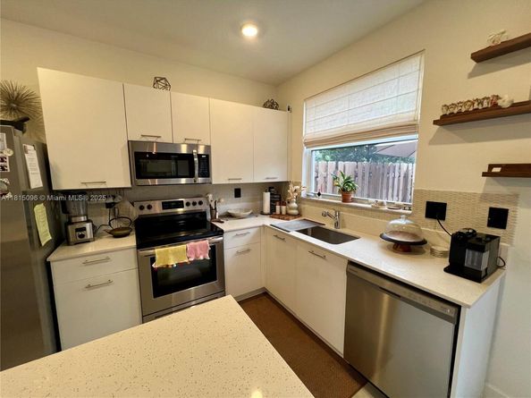 12254 NW 24th Pl, Miami FL 33167