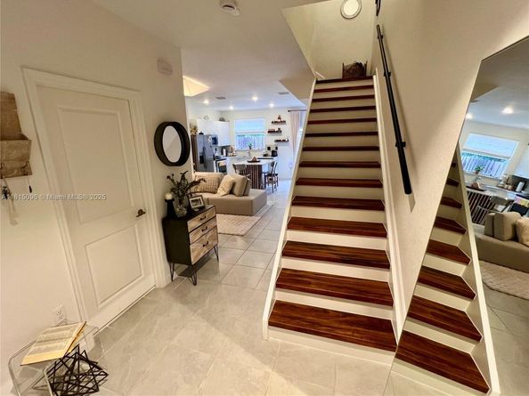 12254 NW 24th Pl, Miami FL 33167