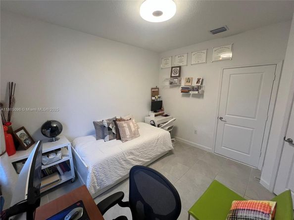 12254 NW 24th Pl, Miami FL 33167