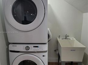 16955 SW 100th Ave, Miami FL 33157