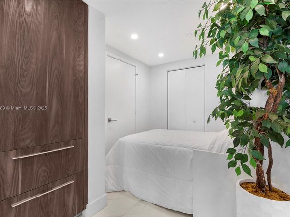 3131 NE 7th Ave 1902, Miami FL 33137