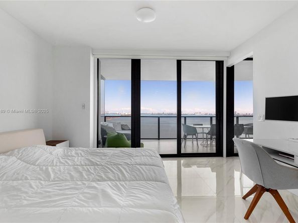 3131 NE 7th Ave 1902, Miami FL 33137