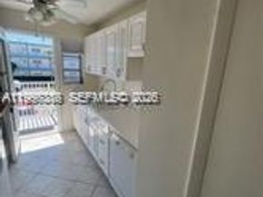 3923 NE 166th St N208, North Miami Beach FL 33160