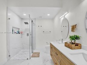 4917 SW 154th Ave, Miami FL 33185