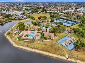 4917 SW 154th Ave, Miami FL 33185