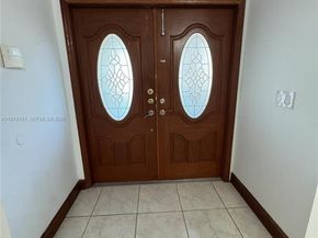 19750 Cypress Ct, Hialeah FL 33015
