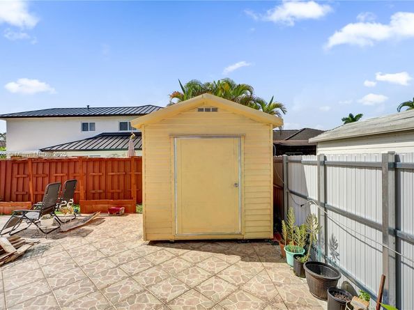 14824 SW 180th St, Miami FL 33187