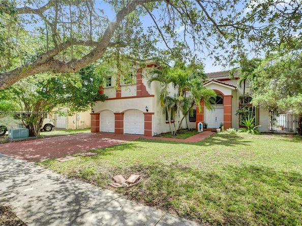 14824 SW 180th St, Miami FL 33187