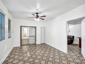 14824 SW 180th St, Miami FL 33187