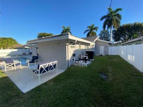 6611 NE 21st Ln, Fort Lauderdale FL 33308