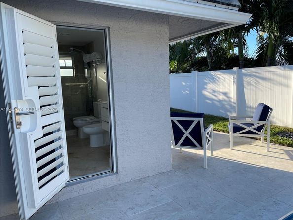 6611 NE 21st Ln, Fort Lauderdale FL 33308