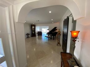 6611 NE 21st Ln, Fort Lauderdale FL 33308