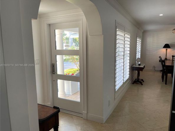 6611 NE 21st Ln, Fort Lauderdale FL 33308