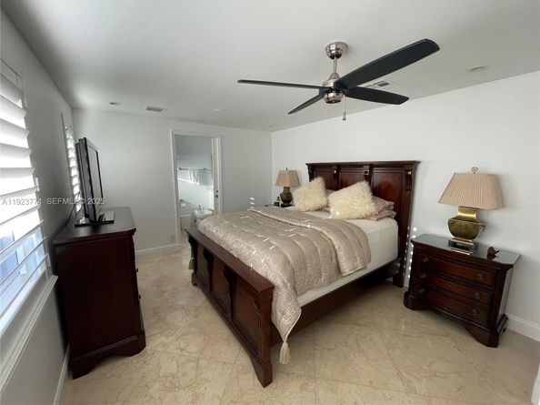 6611 NE 21st Ln, Fort Lauderdale FL 33308