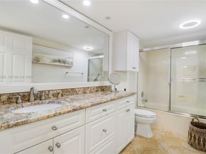 16600 S Traders Xing S 253, Jupiter FL 33477