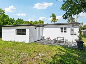2897 NE 12th Ave, Pompano Beach FL 33064