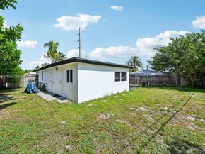 2897 NE 12th Ave, Pompano Beach FL 33064